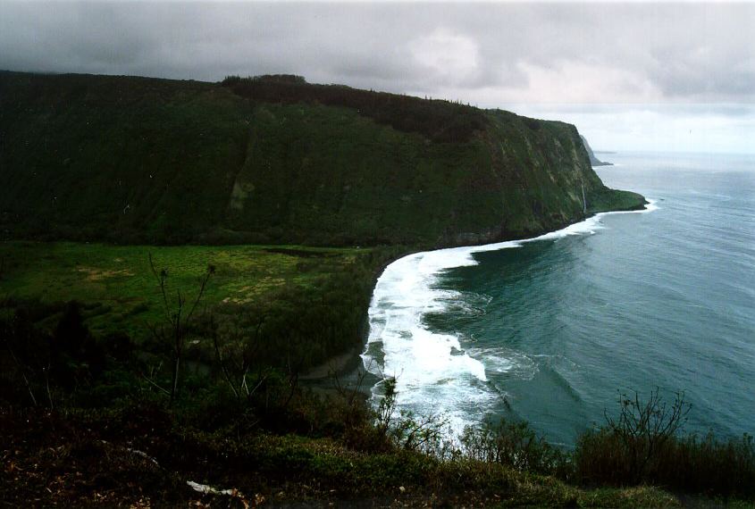 JPEG of Hawaii's Waipio Valley